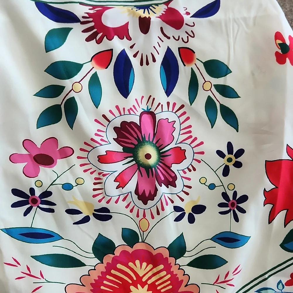 NWOT..Floral Print Handkerchief Top - Picture 2 of 7